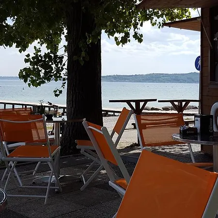 Кемпінг Delle Rose Moniga del Garda