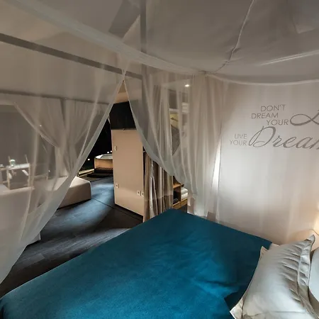 Delle Rose Campsite Moniga del Garda